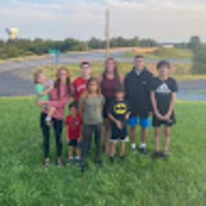 Meet your Posher, Dana